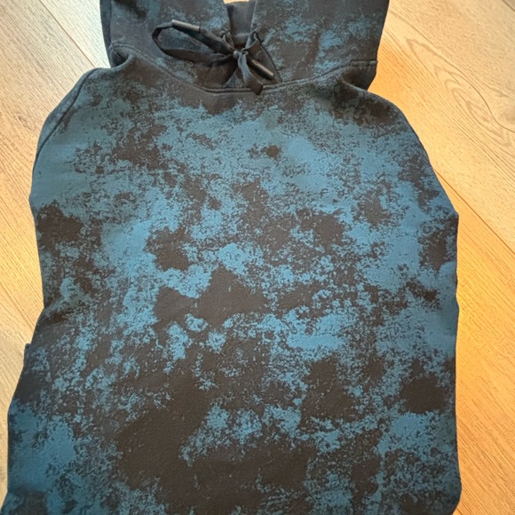 lululemon athletica Black and Teal Hoodie, NWOT. Awesome hoodie! - Picture 4 of 4
